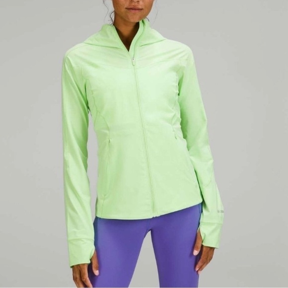 lululemon athletica Jackets & Blazers - Lululemon Mist Over Windbreaker Size 8